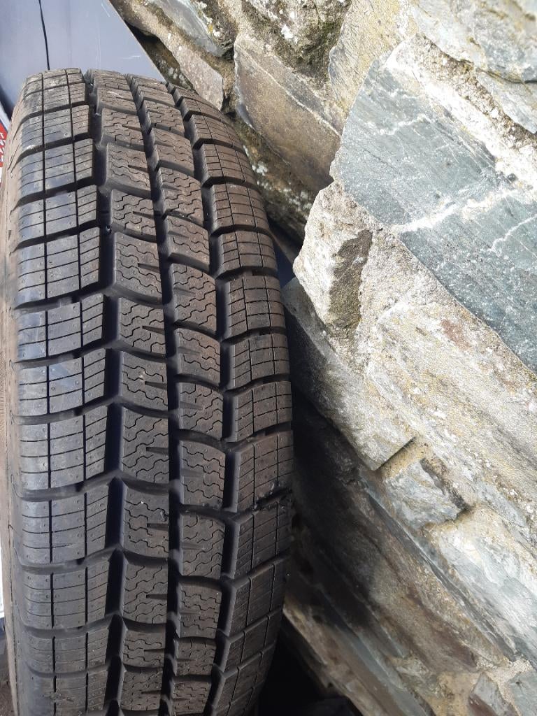 jante Mercedes, Autos : Pièces & Accessoires, Pneus & Jantes, Neuf, Pneus et Jantes, Pneus hiver, 16 pouces