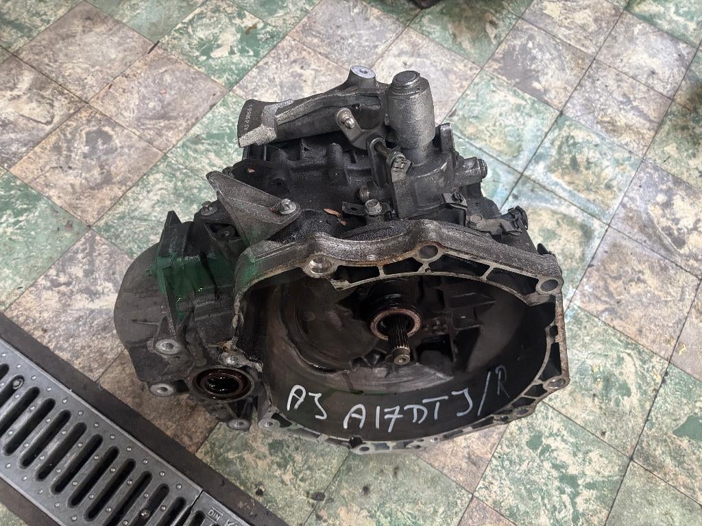 BOITE 6 VITESSES OPEL ASTRA J 1700 TURBO DIESEL, Autos : Pièces & Accessoires, RUE BRIGADE PIRON 307, Enlèvement, Utilisé, Garage_bila@yahoo.fr