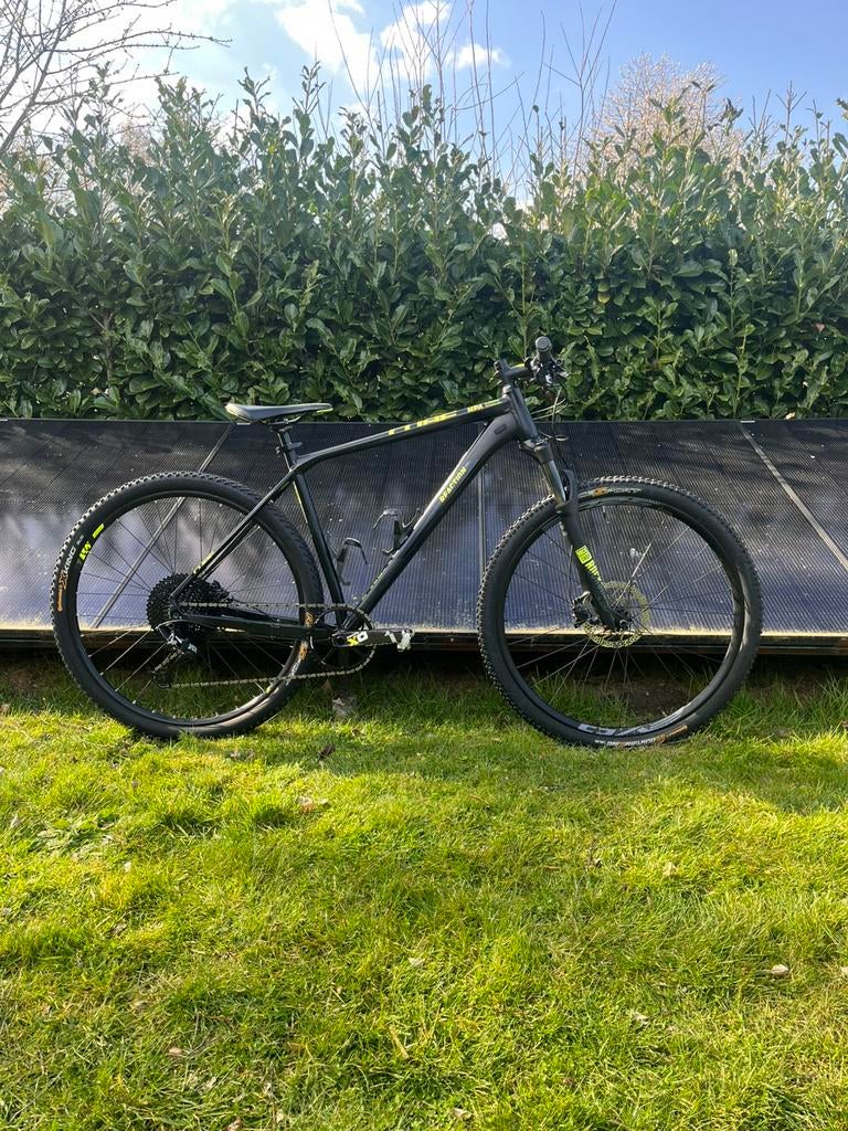 Vtt cube reaction pro, Enlèvement, Comme neuf