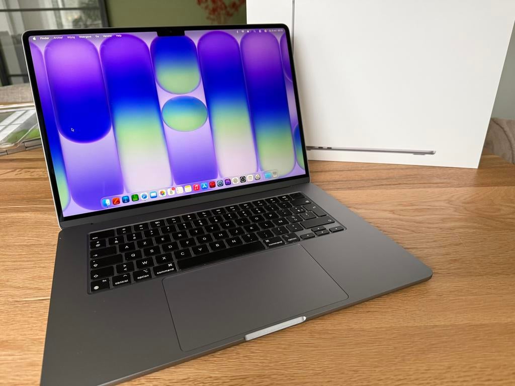 Apple Macbook Air 15 M2, Computers en Software, Apple Desktops, Ophalen, Zo goed als nieuw