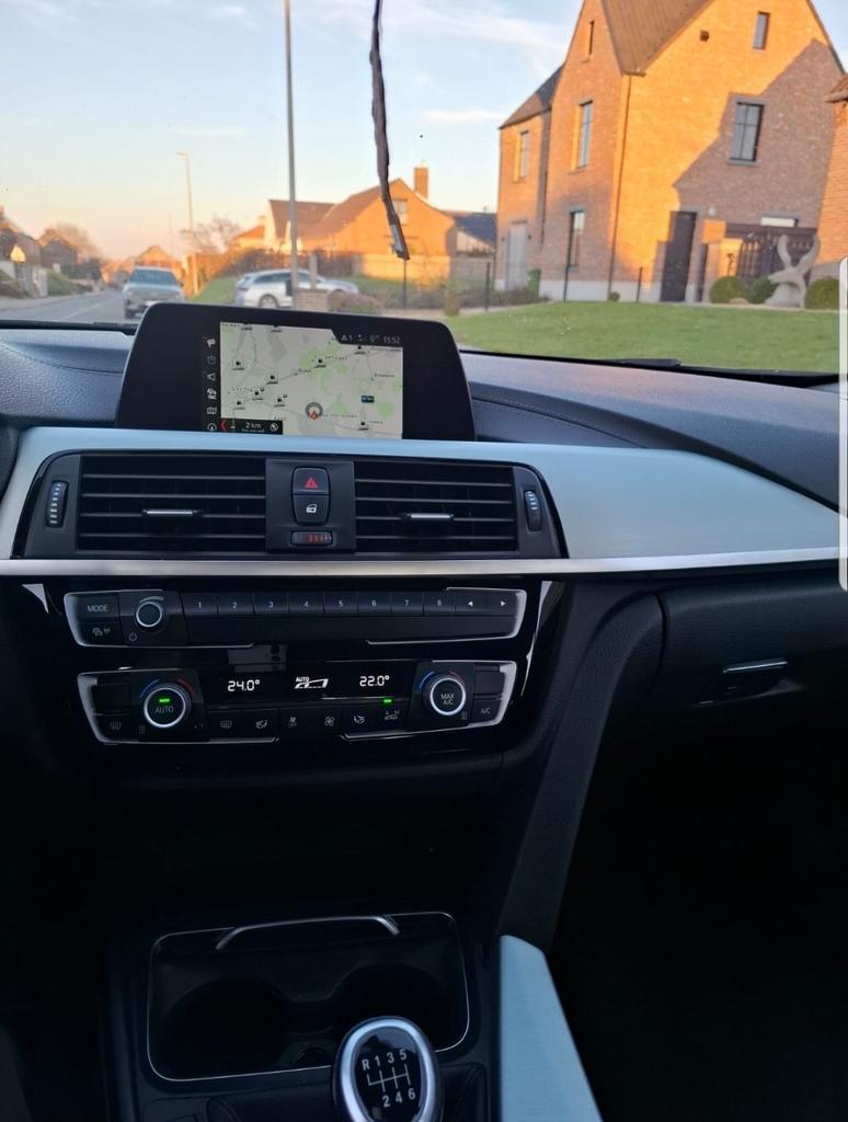 BMW 318d Touring | 06/2018 | Manual | 184.300 km, 1995 cc, 4 cilinders, 1505 kg, 5 deurs