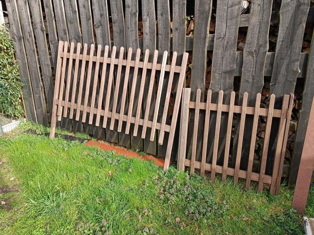 Meranti hek en poortje, Ophalen