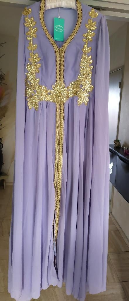 Robe élégante  Moyen-Orient avec broderie, Enlèvement, Neuf, Taille 42/44 (L)
