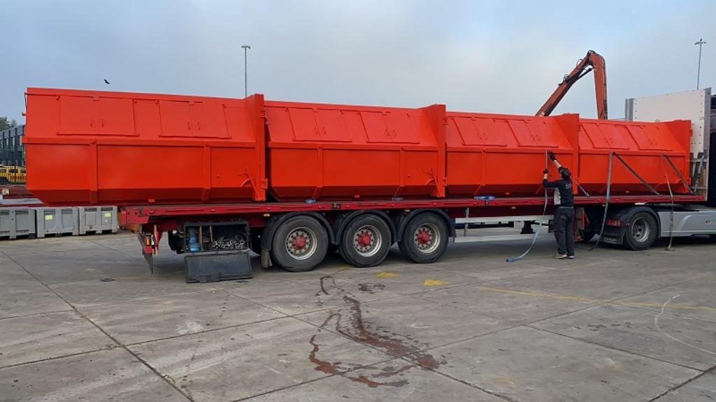 Laagste prijs Puinhuisje 6 en 9 m3 / gesloten containers, Zakelijke goederen, Ophalen