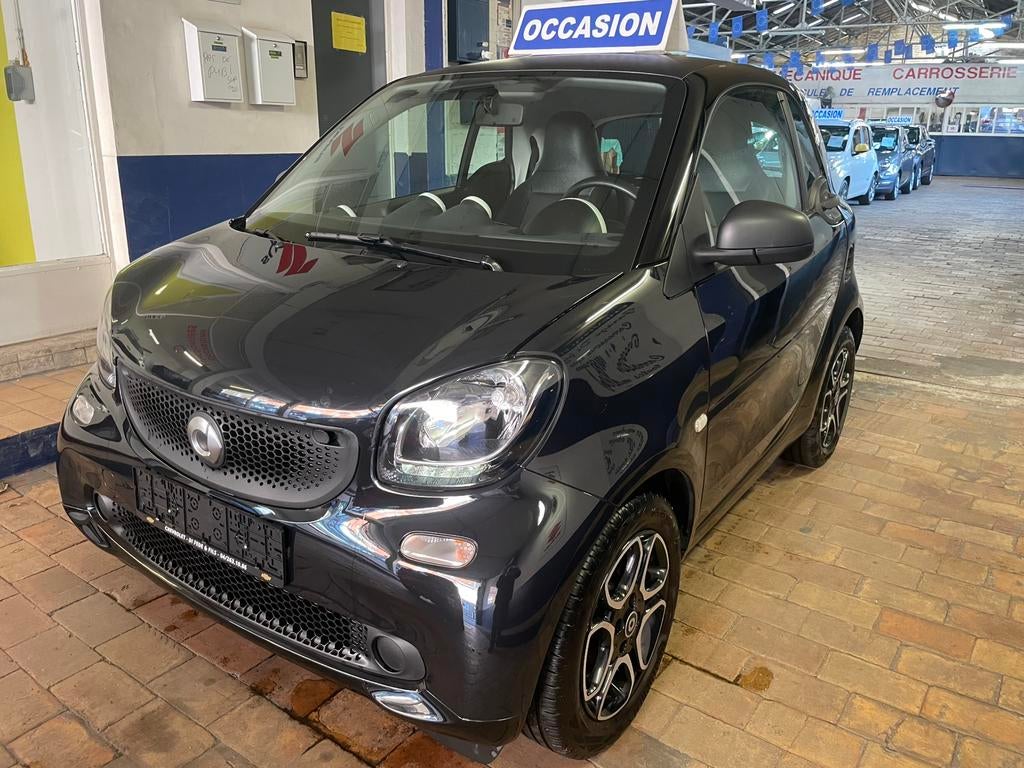 Smart forfour 1.0i 61 pk 2016 airco carbondak, Auto's, Smart, Achterwielaandrijving, Leder en Stof, Zwart, Handgeschakeld