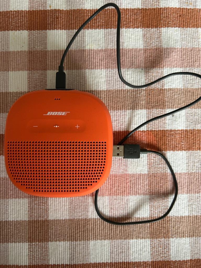 BOSE bluetooth speaker soundlink micro oranje, Audio, Tv en Foto, Luidsprekerboxen, Ophalen of Verzenden, Gebruikt, Overige typen