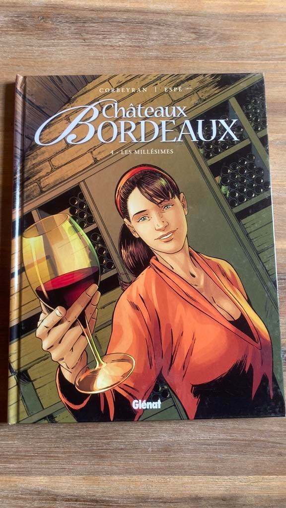 Chateaux bordeaux 4, Livres, Envoi, Comme neuf