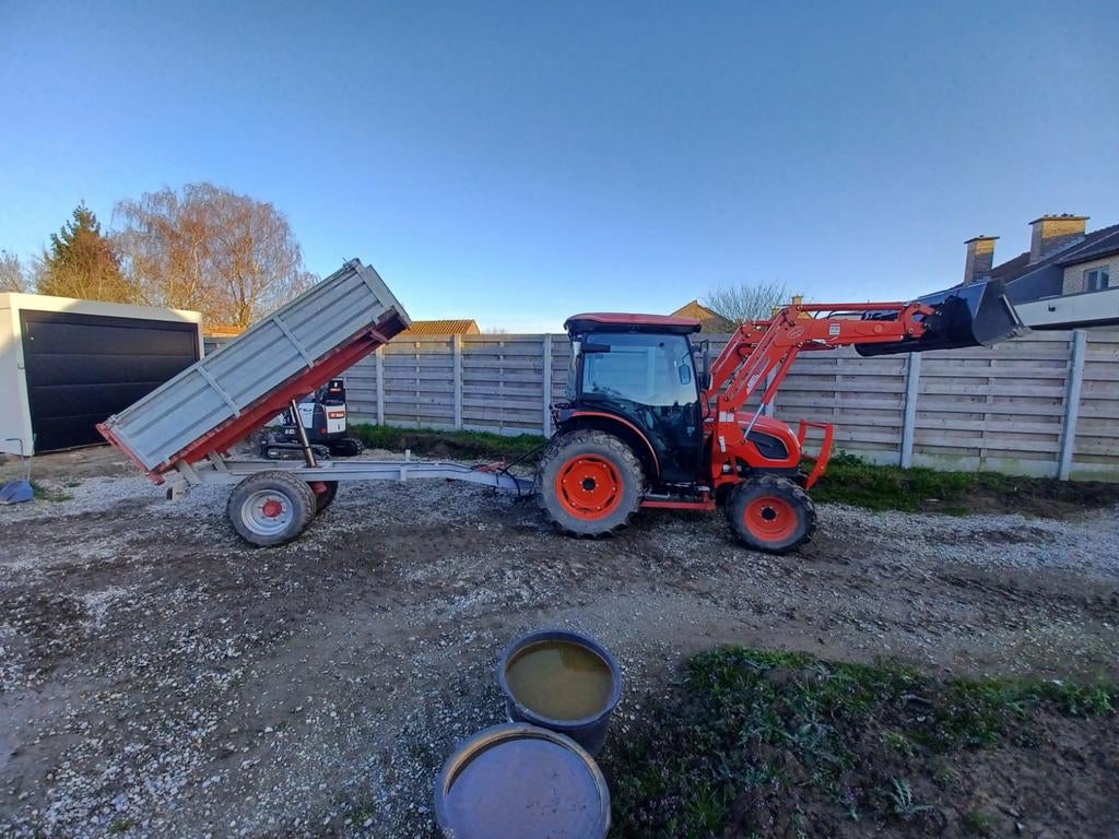 Tracteur hydrostatique Kioti avec accessoires, Articles professionnels, Enlèvement