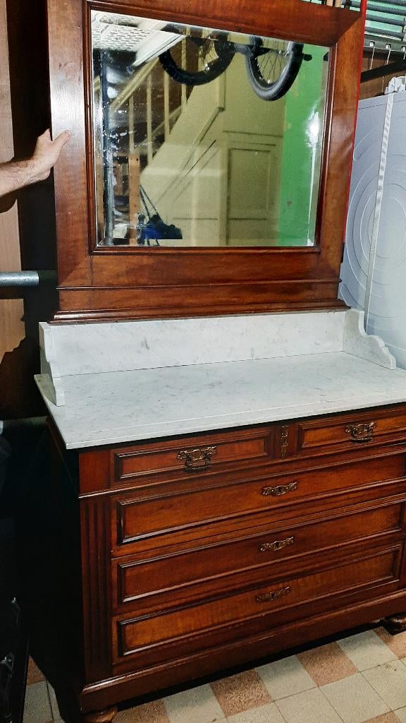 brocante lavabo kast, Ophalen