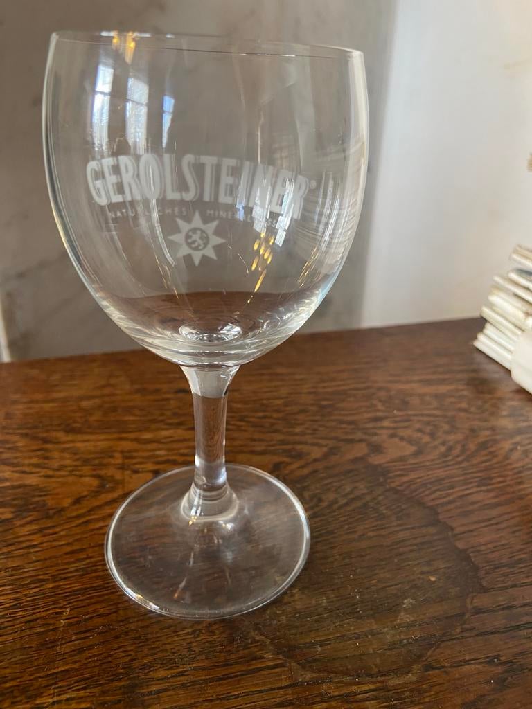4 verres à eau Gerolsteiner, Collections, Enlèvement ou Envoi, Comme neuf, Verre à eau