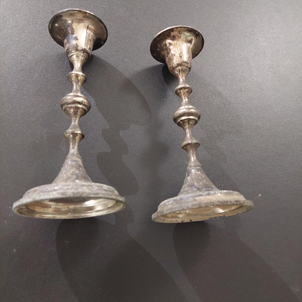 2 vieux BOUGEOIRS métal argenté, Enlèvement ou Envoi, Autres matériaux