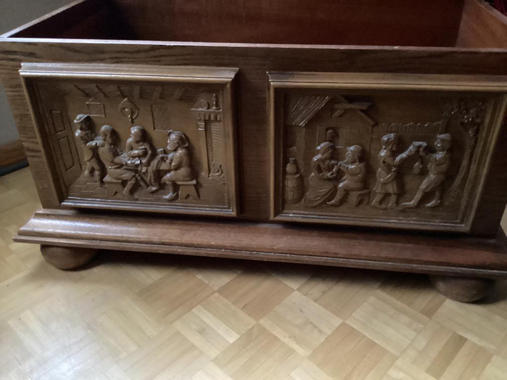 Coffre en bois massif d’appartement, Enlèvement, Comme neuf