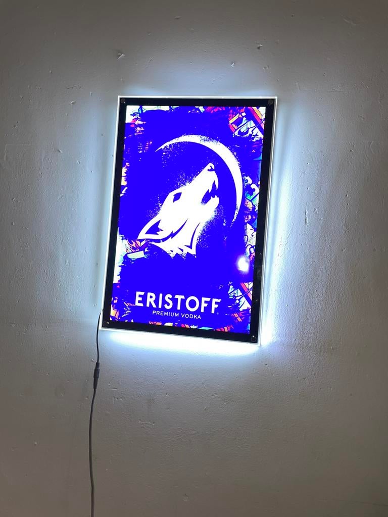 Bonjour, je vends une enseigne eristoff led faire offre, Enlèvement, Comme neuf