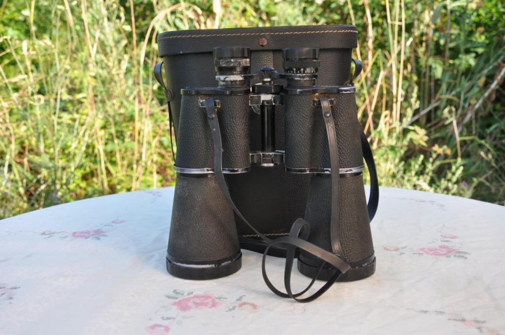 paire de jumelles avec boitier de rangement, Enlèvement ou Envoi, Utilisé, 20x ou plus, Autres types