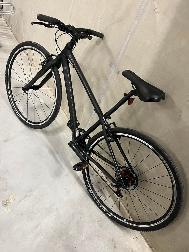 Nouveau vélo de randonnée sportif en aluminium Cannondale, Vélos & Vélomoteurs, Neuf, Autres marques, 10 à 15 vitesses, Enlèvement