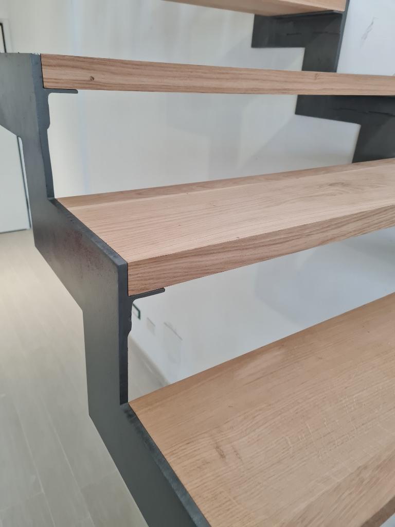 EIKEN Traptreden met smalle doorlopende lamel 34 mm dikte, Ophalen of Verzenden, Nieuw