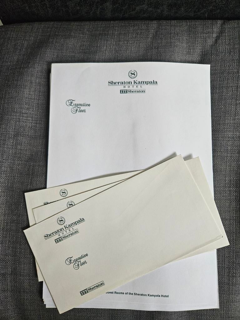 HOTEL stationery: briefpapier en enveloppen, Enlèvement ou Envoi, Comme neuf