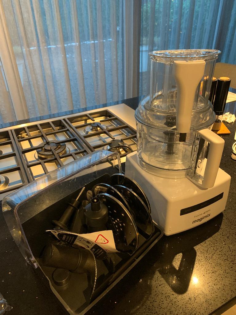 Keukenrobot megamix, Elektronische apparatuur, Keukenmixers, Gebruikt, Ophalen