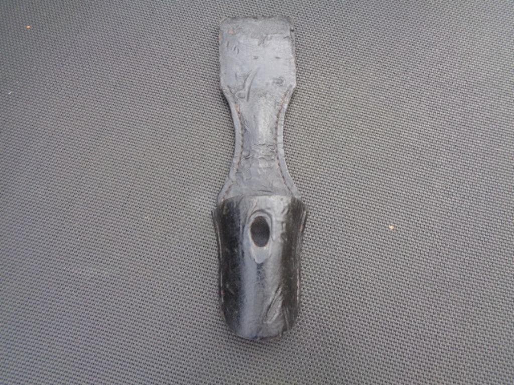 WO 2 lederen drager voor de parade bajonet, Verzamelen, Ophalen of Verzenden, Landmacht, Overige typen