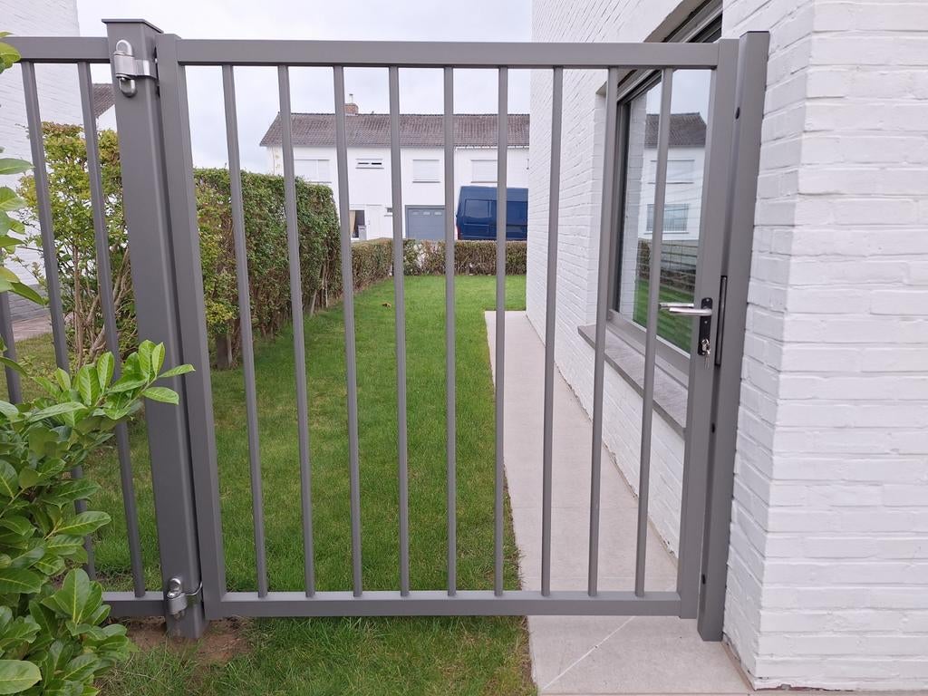 Poort zonder palen, met scharnieren en slot, Tuin en Terras, Ophalen