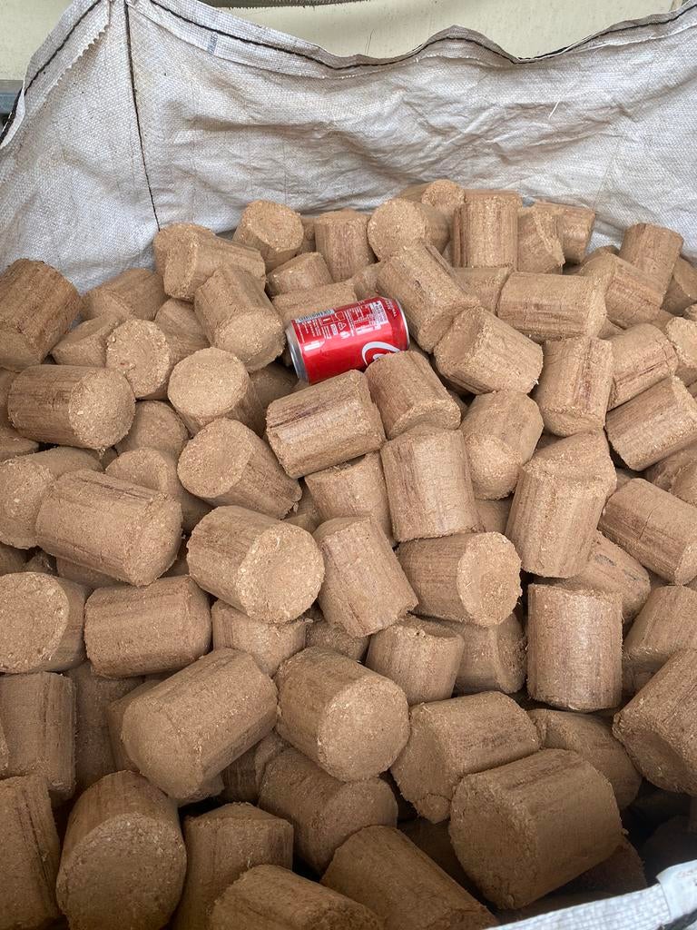 Brandhout  briketten, Tuin en Terras, Brandhout, Ophalen