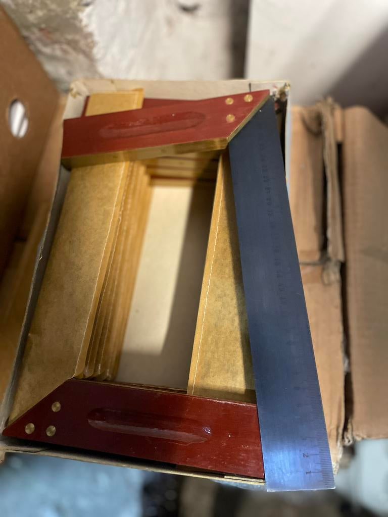 Règle à crochet. 100 pièces, Bricolage & Construction, Bois & Planches, Enlèvement, Comme neuf