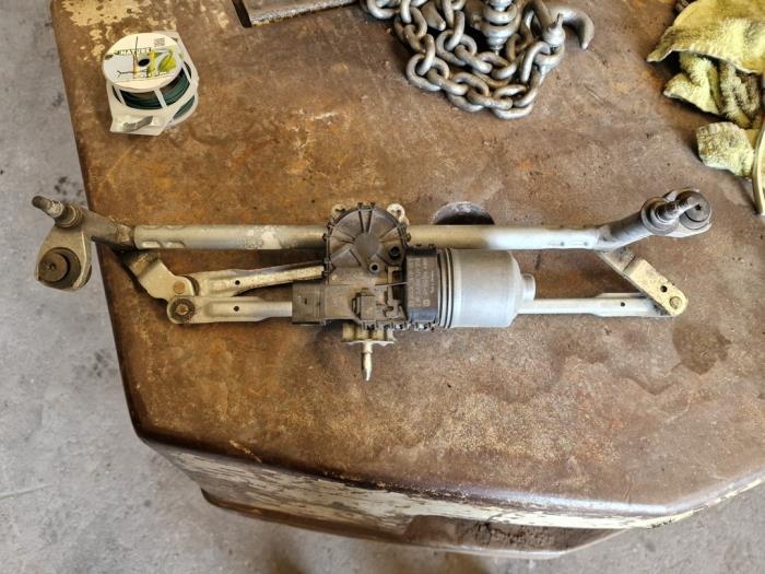 Moteur + mécanique essuie-glace d'un Volkswagen Polo, Autos : Pièces & Accessoires, Vitres & Accessoires, Volkswagen, Utilisé