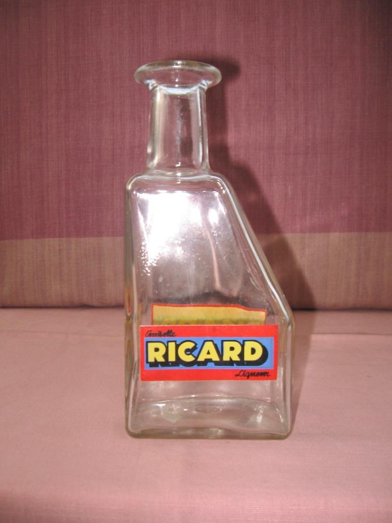 Ricard karaf schuin Anisette Liqueur rode boord, blauwe..., Verzamelen, Ophalen of Verzenden, Zo goed als nieuw, Gebruiksvoorwerp