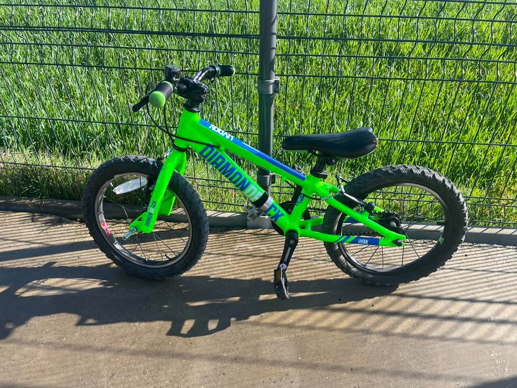 Kinder MTB Diamondback HYRAX 16 inch, Fietsen en Brommers, Fietsen | Mountainbikes en ATB, Ophalen, Zo goed als nieuw
