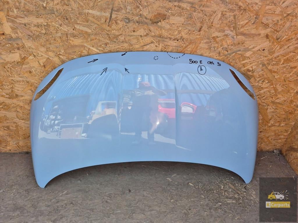 Capot de Fiat 500E, Stellantis Europe S.p.A., Info@stellantis.com, Utilisé, Corso Giovanni Agnelli 200
10135  Turin, IT