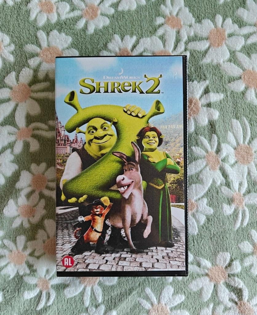 VHS - Shrek 2 - Dreamworks - Vlaams - Vintage - €2, CD & DVD, VHS | Film, Tous les âges, Enlèvement, Utilisé, En néerlandais