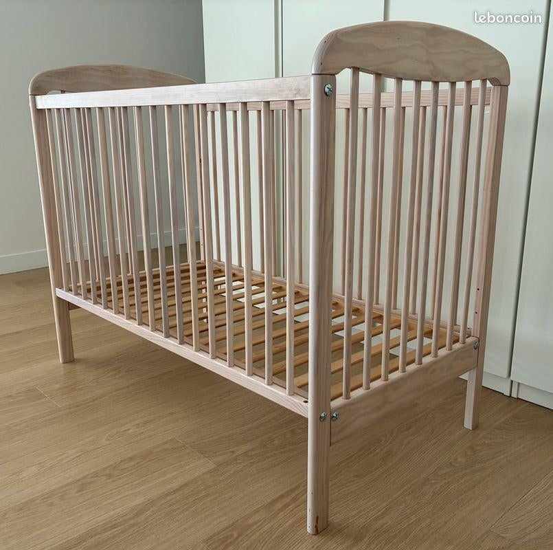 Houten babybedje 60x120cm, Kinderen en Baby's, Ophalen, Gebruikt, Ledikant