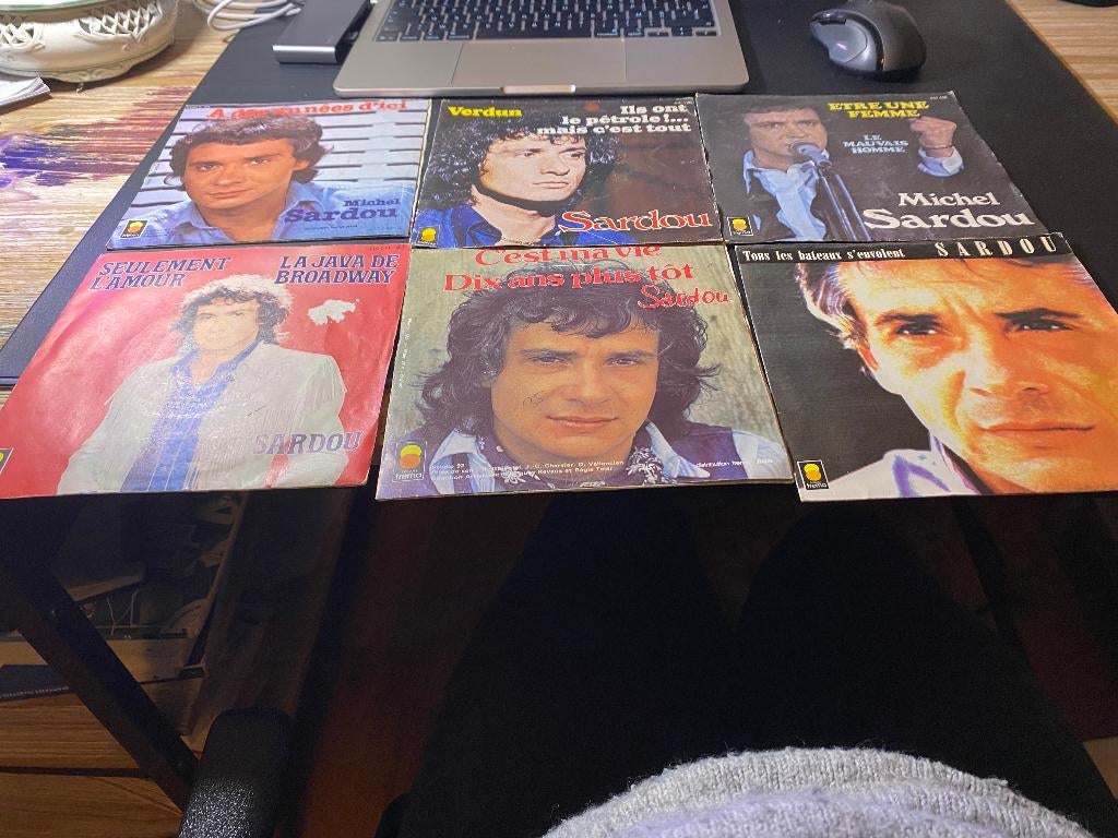 Sardou vinyl singles volledig lot voor €2, Cd's en Dvd's, Gebruikt, Single, Ophalen of Verzenden, Overige genres