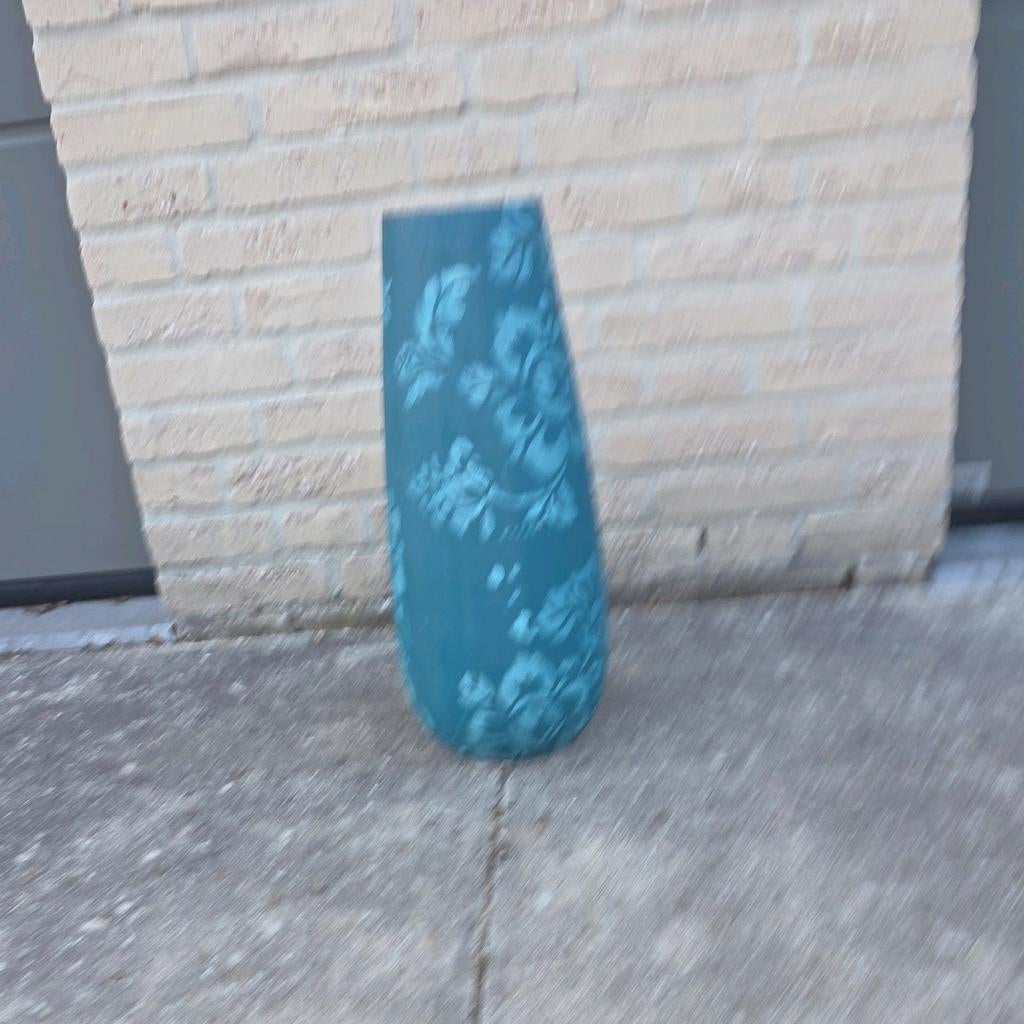 Handgemaakte keramische vaas – vintage style – turquoise – v, Huis en Inrichting, Woonaccessoires | Vazen, Blauw, Aardewerk of Porselein