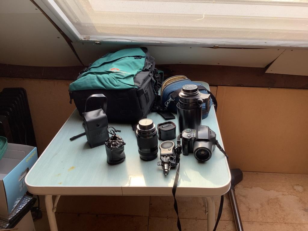 Foto camera ,lenzen ,video camera voor verzamelaar, Ophalen of Verzenden, 1980 tot heden, Fototoestel