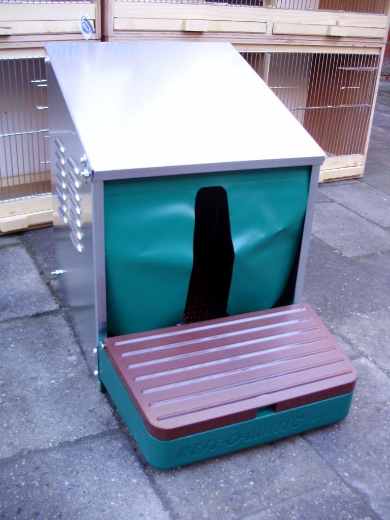 nieuw kippen Legnest kippenhok in metaal met ei vergaarbak, Dieren en Toebehoren, Ophalen, Nieuw, Broedmachine
