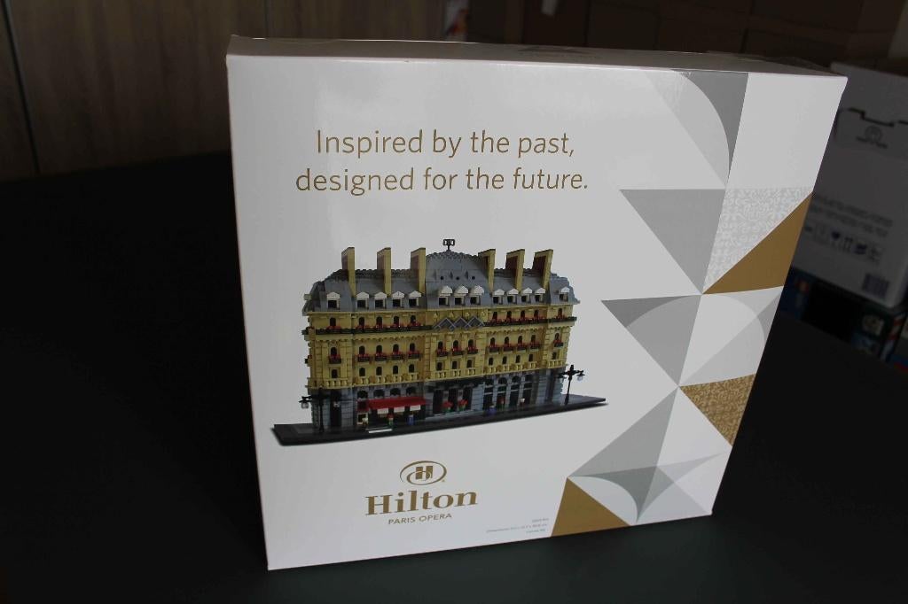 LEGO Hilton Paris Opera Hotel, Ophalen of Verzenden, Nieuw, Complete set, Lego
