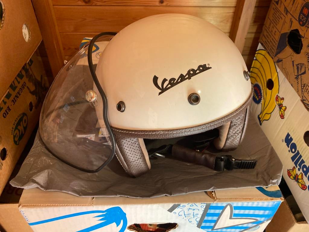 Vespa helm, made in Italy, Motoren, Ophalen, Jethelm