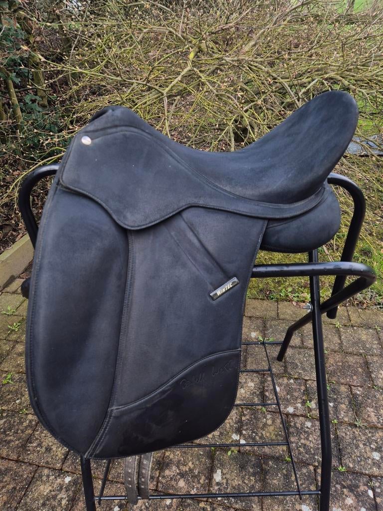 Selle dressage Wintec isabell 16.5, Animaux & Accessoires, Enlèvement ou Envoi, Dressage