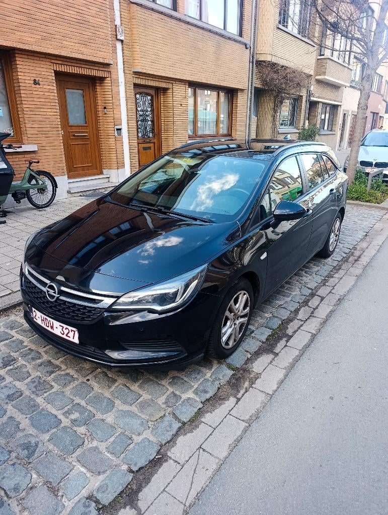 Astra 1.6 dizel 179.000km Euro 6, Achat, Euro 6, Noir, 5 portes