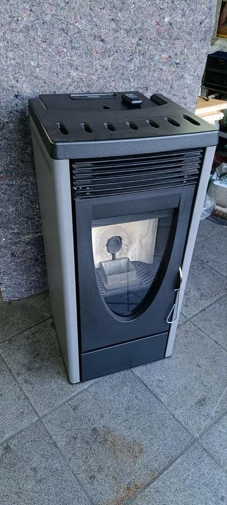 Poêle à pellets mcz mercury 8kw, Enlèvement, Utilisé, Poêle à granulés