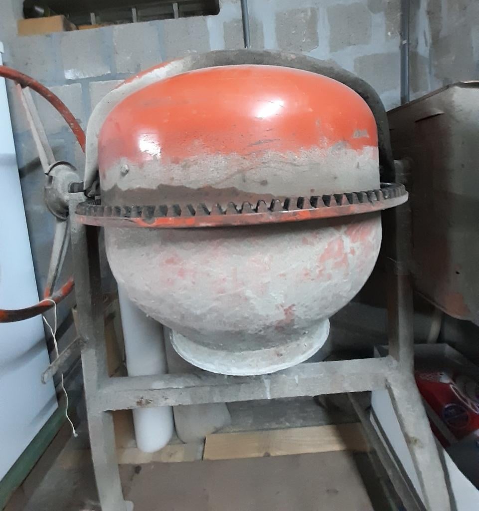 Betonmolen, Doe-het-zelf en Bouw, Betonmolens, Ophalen, Gebruikt