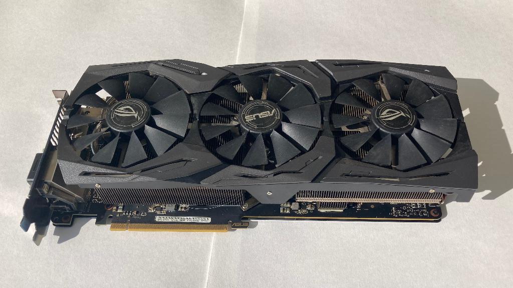 ASUS ROG Strix GTX 1070 Ti A8G Gaming, Computers en Software, Videokaarten, PCI-Express 3, Gebruikt, HDMI, Ophalen of Verzenden