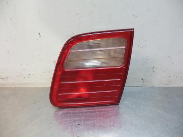 Achterlicht rechts van een Mercedes E-Klasse (E-Klasse 95-), Gebruikt, -, Ophalen of Verzenden, -