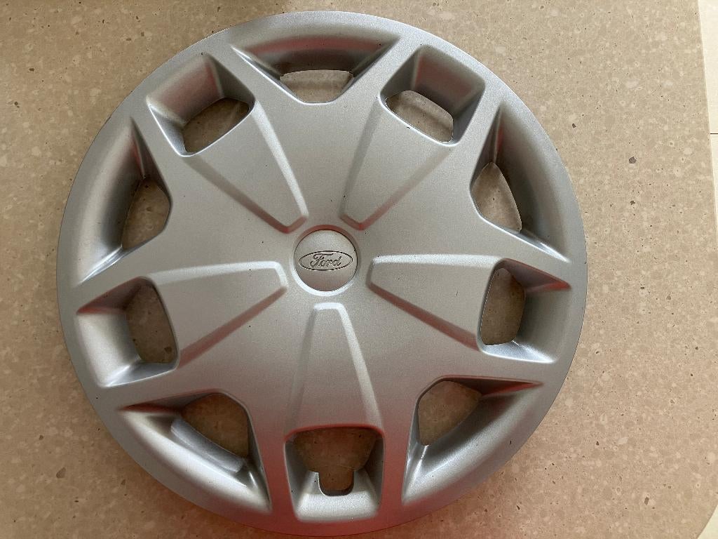 4 originele wieldoppen Ford 235/65 (16C), Auto diversen, Wieldoppen, Ophalen, Zo goed als nieuw