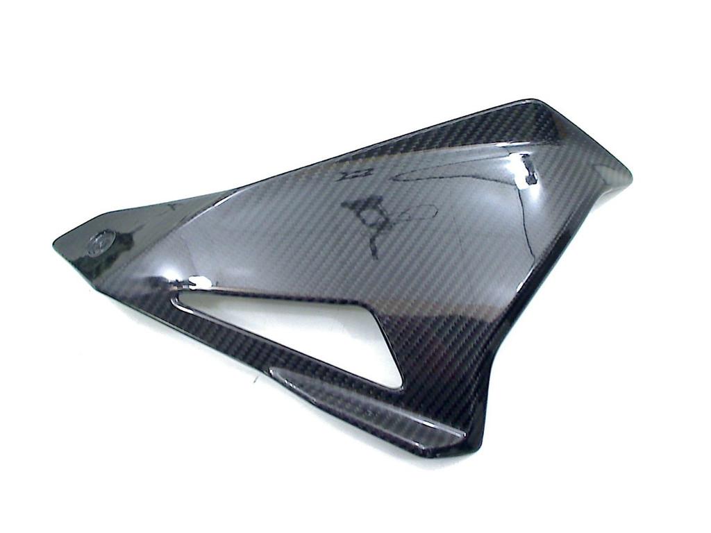 CARENAGE DROIT Yamaha MT 10 2016-2021 (MT10 RN458 B67), Dhr. S. di Majo, Utilisé, Info@cama-motorparts.nl, P.J. Troelstraweg 8 8
3144 CX  MAASSLUIS, NL