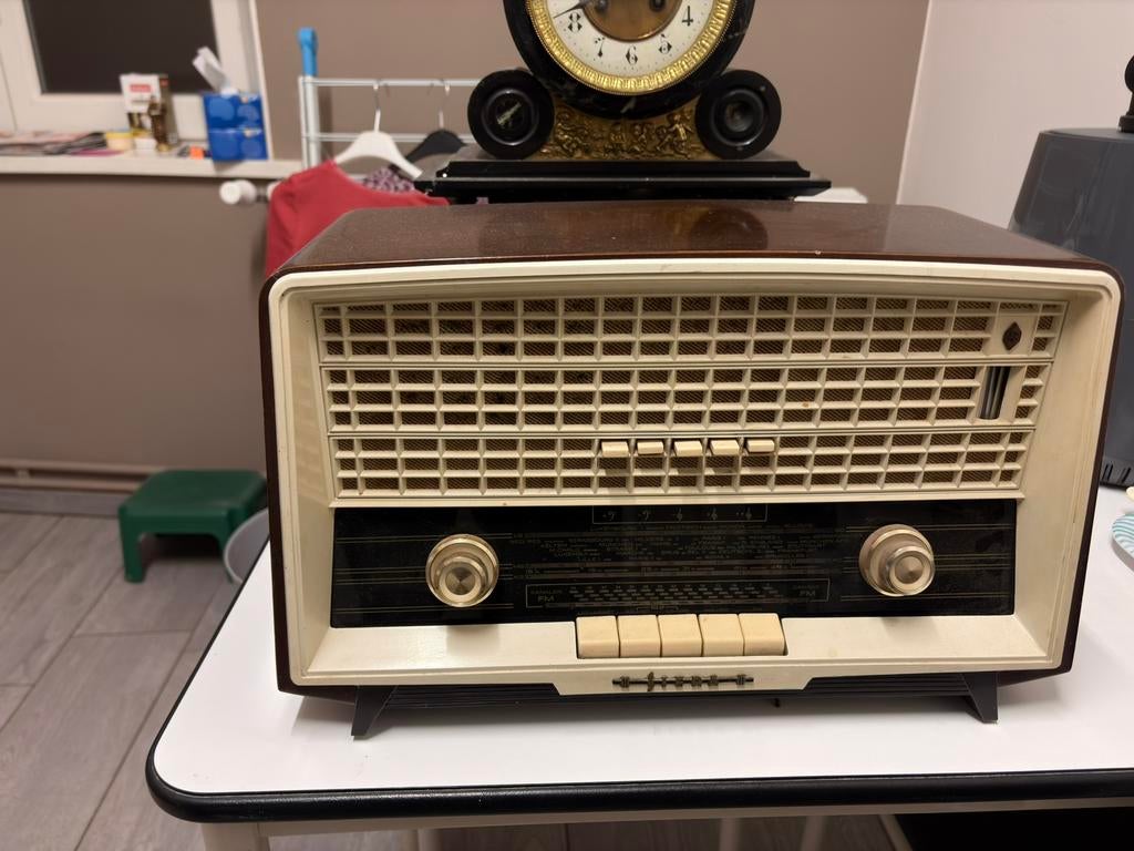 radio siera, Ophalen, Zo goed als nieuw, Radio
