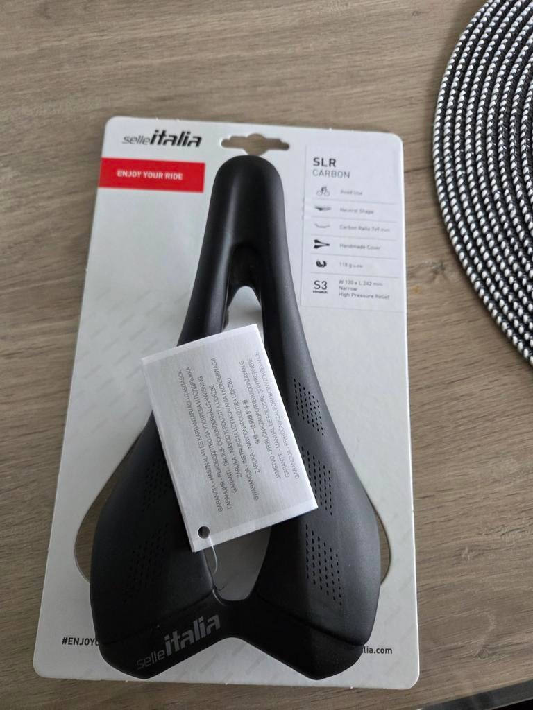 Selle Italia SLR Superflow carbon 130mm, Fietsen en Brommers, Fietsonderdelen, Ophalen of Verzenden, Carbon
