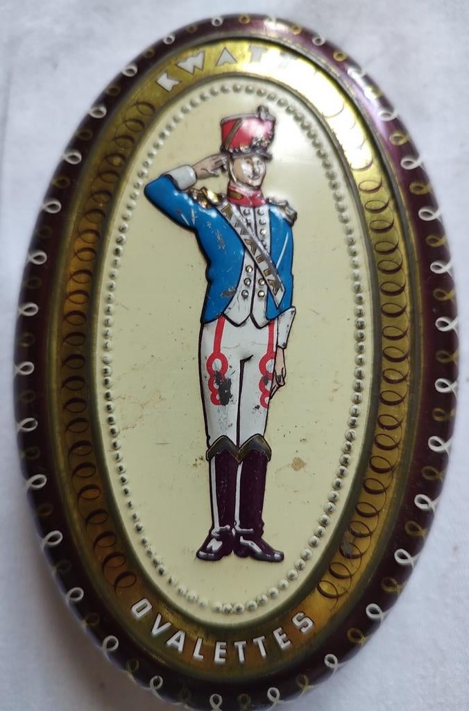 Ovale blikken doos Kwatta,Ovalettes, Enlèvement ou Envoi, Utilisé