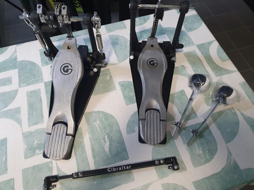 Gibraltar 6711DD-DB Dubbelpedaal, Musique & Instruments, Batteries & Percussions, Comme neuf, Autres marques, Enlèvement ou Envoi